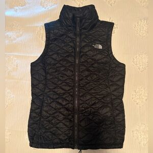The North Face women’s fitted vest